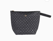 Load image into Gallery viewer, PURSEN  EXTRA POUCH - TIMELESS QUILTED
